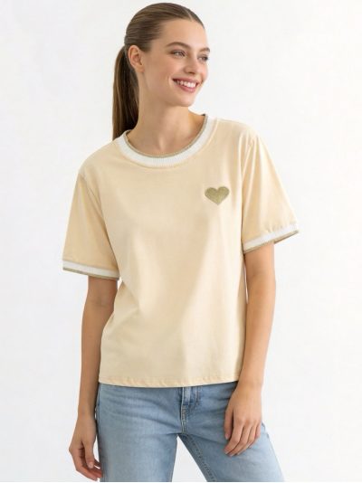 Maglietta in cotone con cuore ricamato