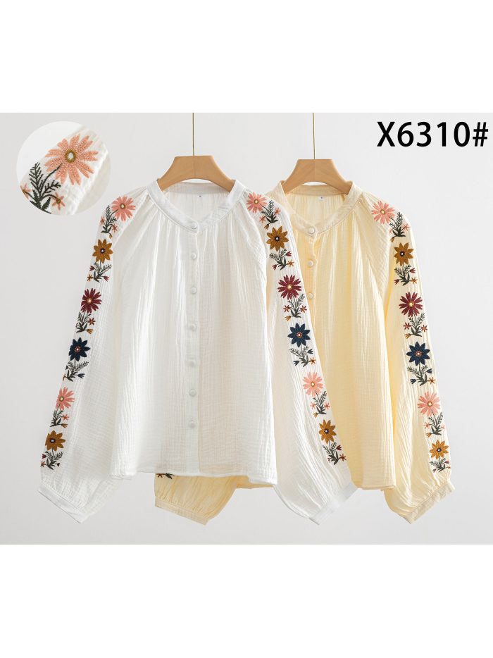 Blusa bordada de flores