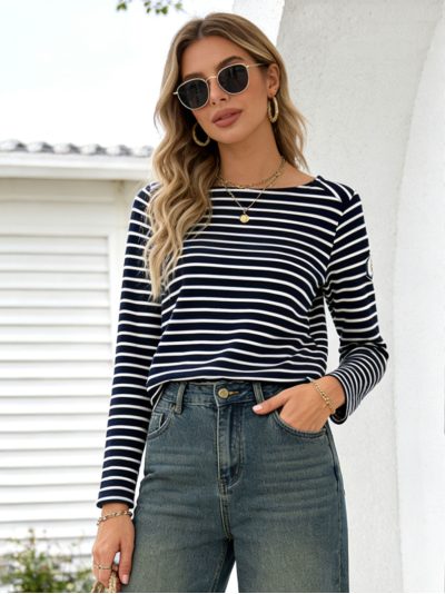 T-shirt a righe con toppa