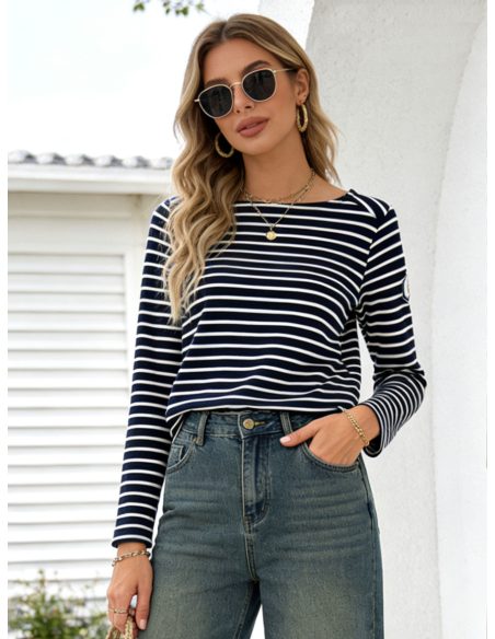 T-shirt rayé avec écusson