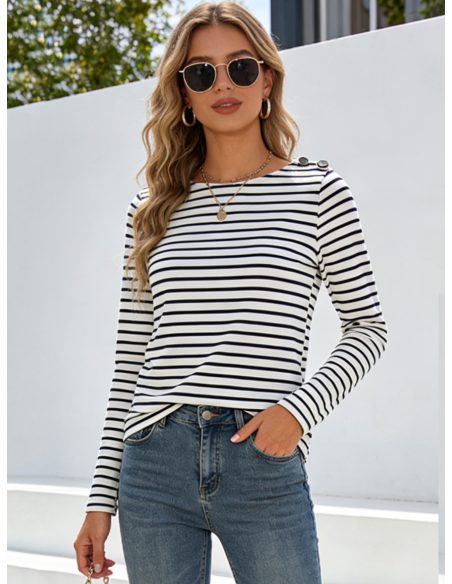 T-shirt rayé avec boutons sur l'épaule
