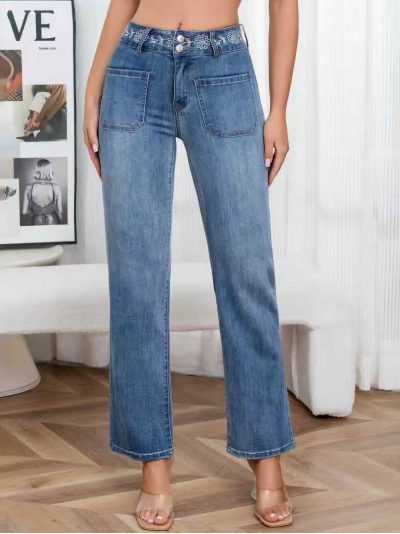 Jeans rectos cinturilla bordada