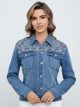 Chaqueta denim bordada boho
