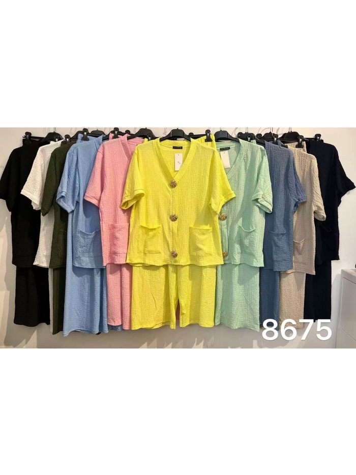 Ensemble veste et pantalon avec boutons à texture de bijoux