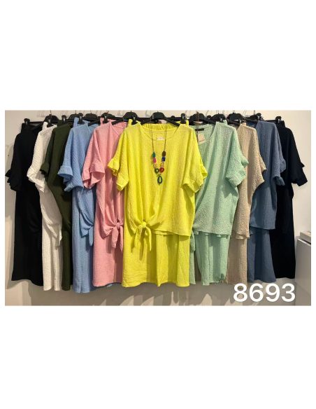 Conjunto blusa textura nudos y pantalón