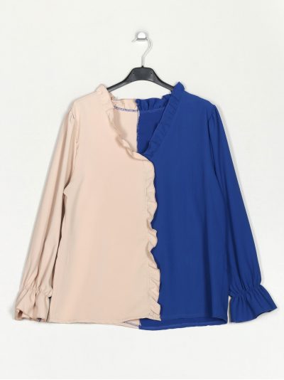 Contrast blouse with ruffles 2