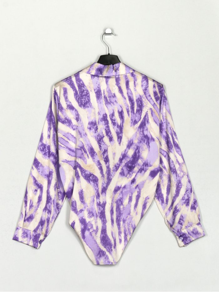Camisa satinada estampada