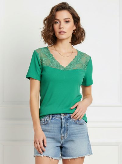 T-shirt in pizzo a coste