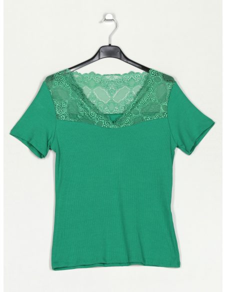 T-shirt in pizzo a coste