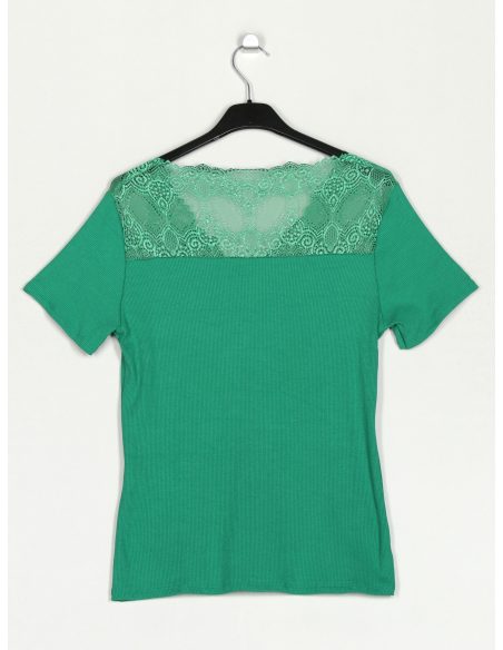 T-shirt in pizzo a coste