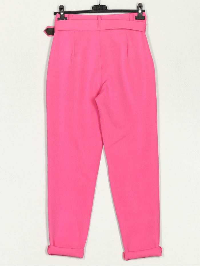 Schlichte, hochgeschnittene Hose