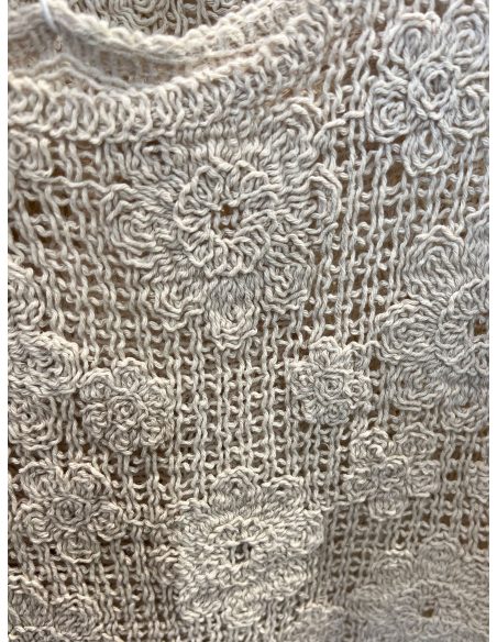 Conjunto de top corto de crochet floral y short