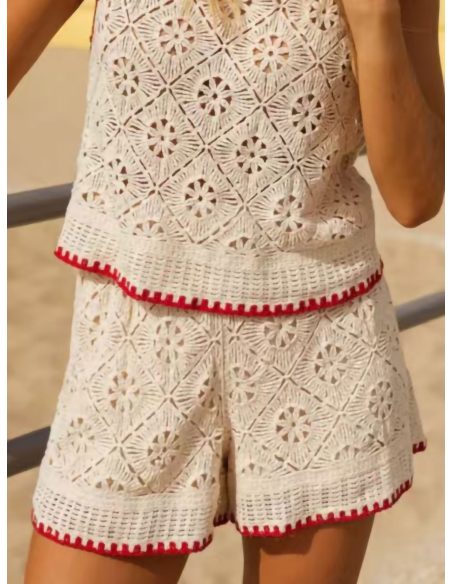 Calções de crochê com acabamento contrastante