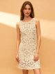 Vestido corto de crochet calado