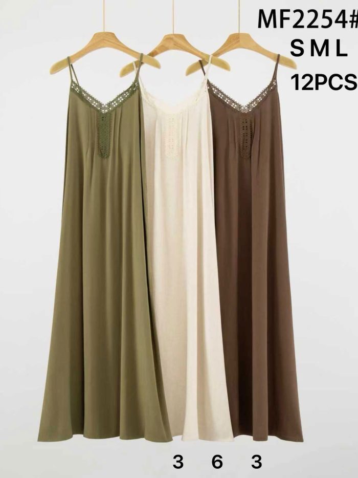 Vestido largo lencero con puntillas