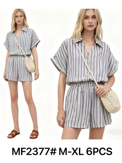 Conjunto de efecto lino: camisa rayas con botones dorados y short 2