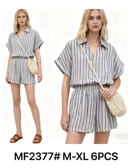 Conjunto de efecto lino: camisa rayas con botones dorados y short