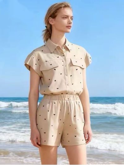 Set aus Hemd und Shorts mit Herzmuster