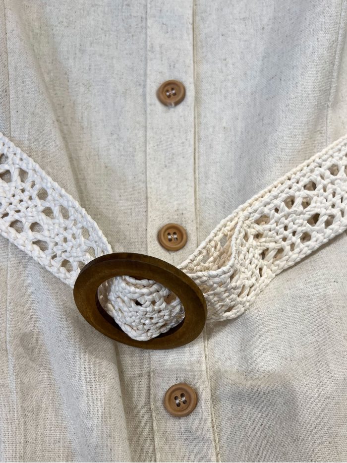 Robe-chemise courte avec ceinture ajourée