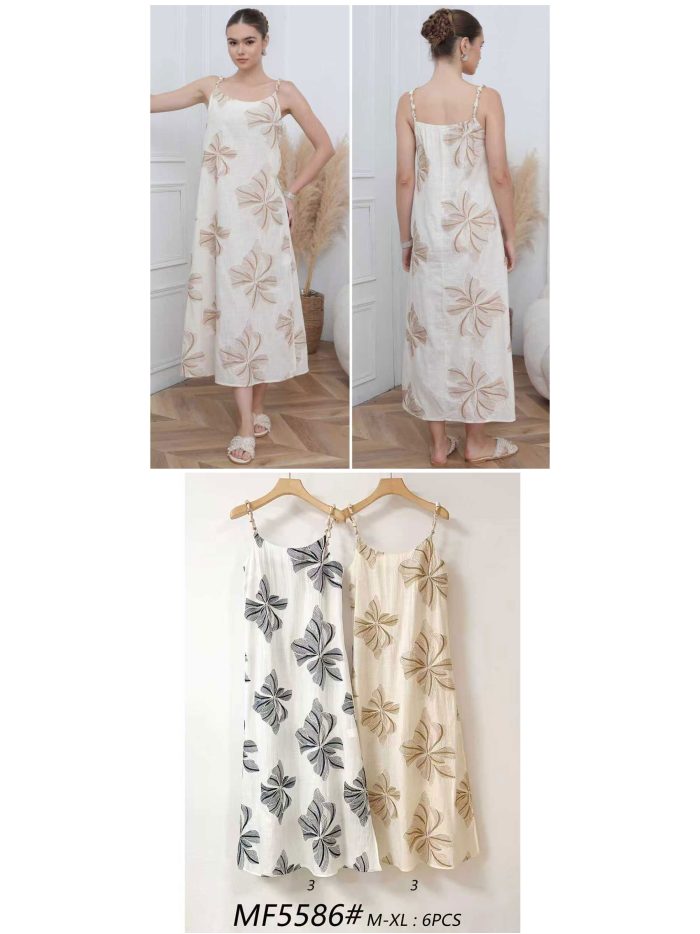 Robe longue brodée de feuilles et de bretelles perlées