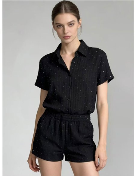 Conjunto de camisa efecto lino con strass y short