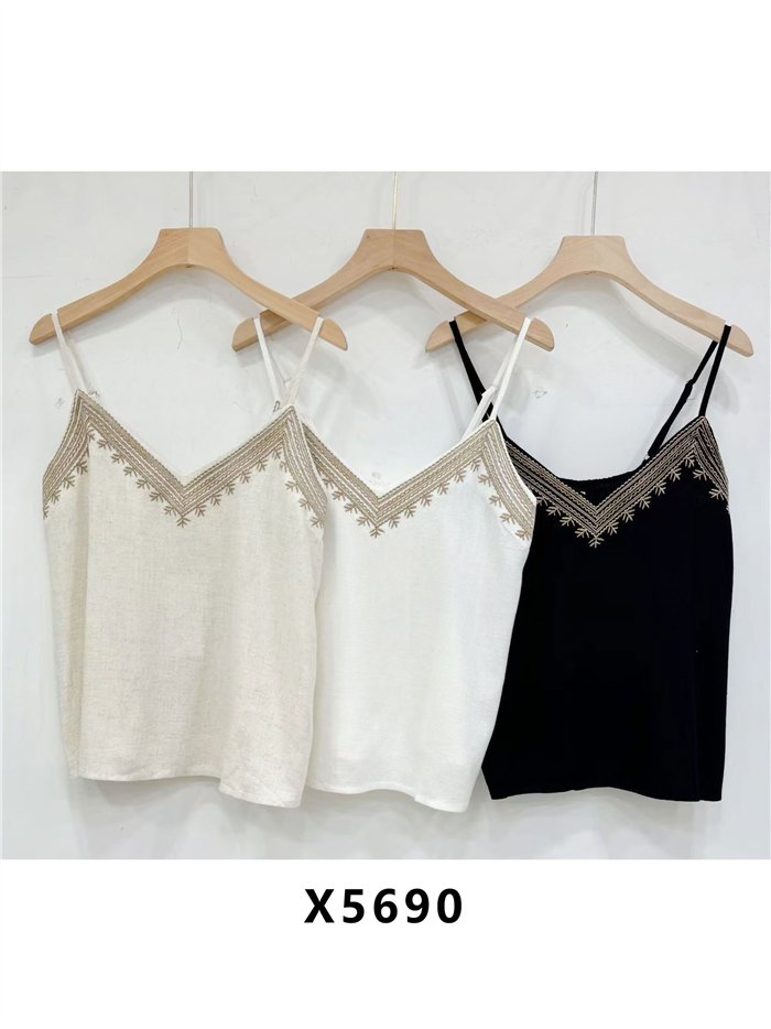 Regata bordada com efeito linho