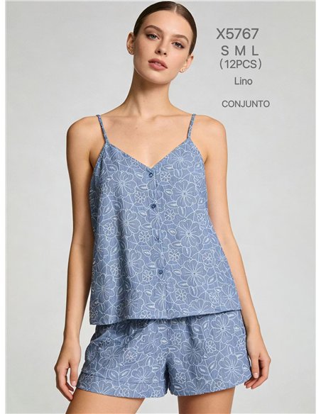 Conjunto de top estampado floral y short