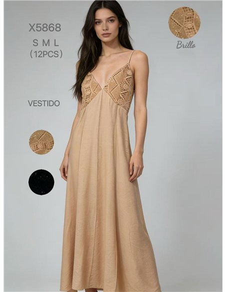 Vestido largo de crochet con lentejuelas