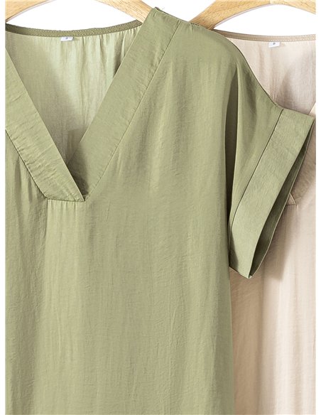 Bluse in Seidenoptik mit V-Ausschnitt