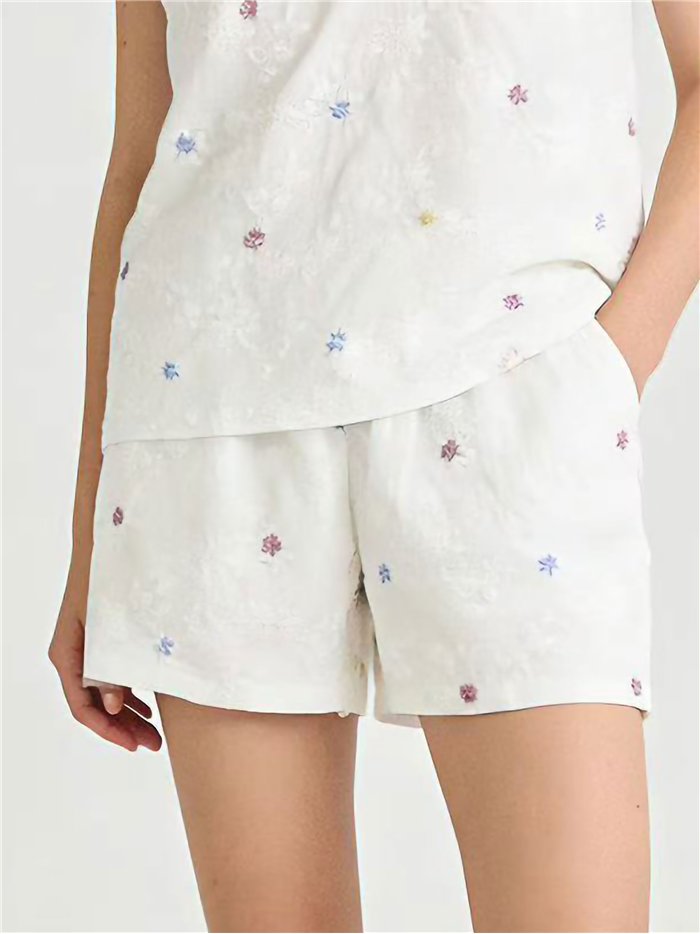 Pantaloncini ricamati a fiori