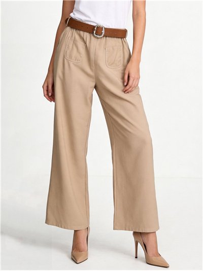 Pantalón recto con bolsillos y cinturón
