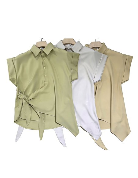 Completo blusa e pantaloni asimmetrici