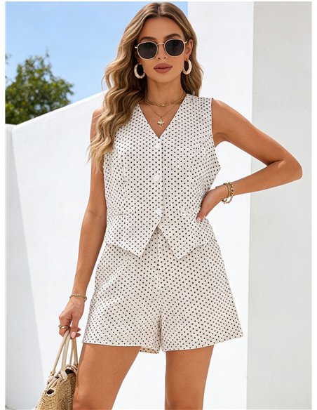 Conjunto de chaleco lunares y short
