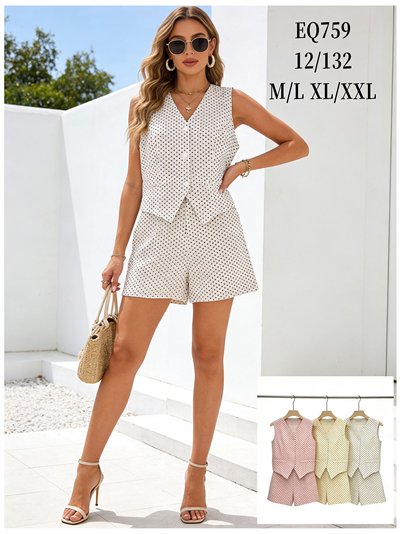 Conjunto de chaleco lunares y short 2