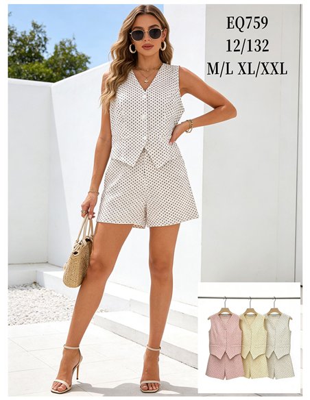 Conjunto de chaleco lunares y short
