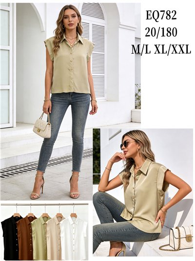 Camisa satinada sin mangas botones dorados 2