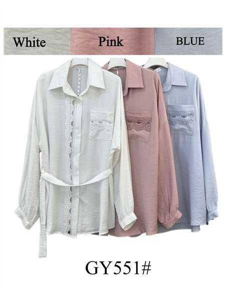 Camisa con encaje y cinturón