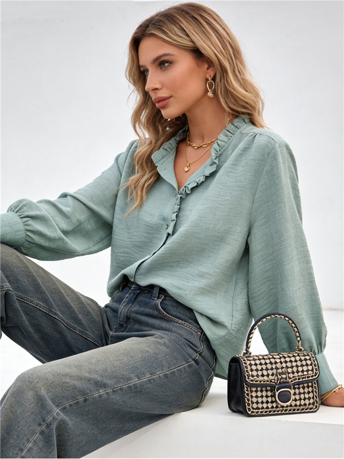 Blusa con volante frontal