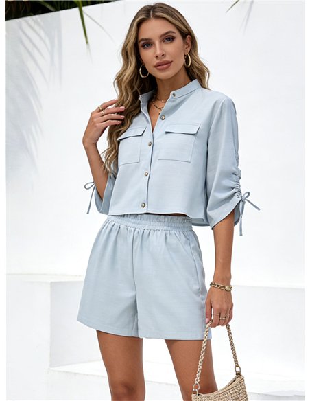 Completo composto da maglietta corta e pantaloncini