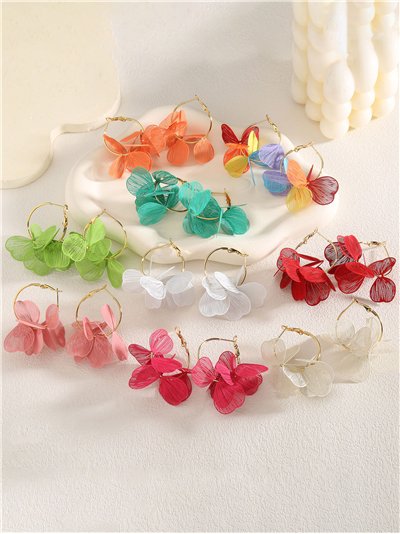 Pendientes de aro con pétalos calados