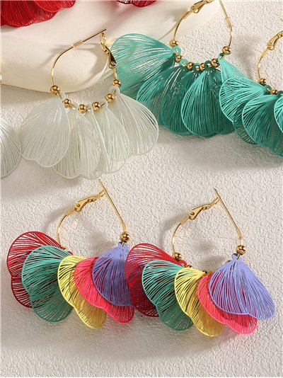 Pendientes de aro con pétalos calados 2