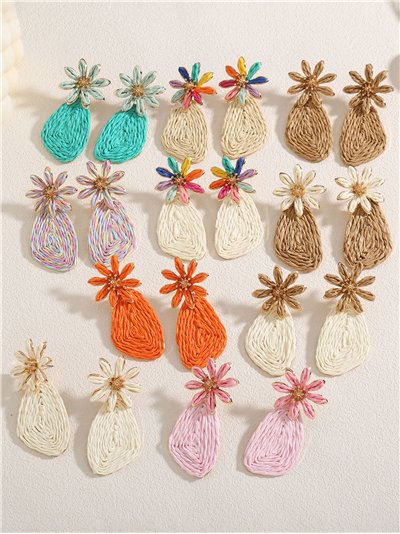 Pendientes lágrima maxi de rafia con flor
