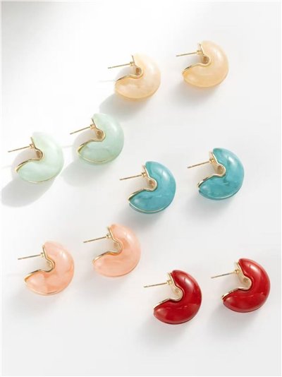 Pendientes media luna abiertos de resina