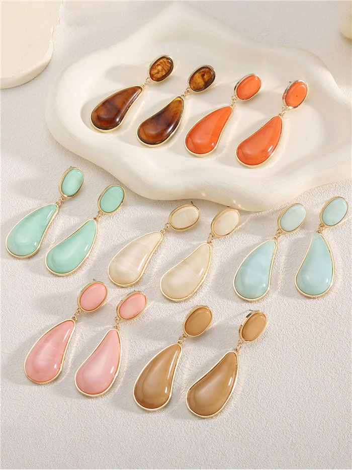 Teardrop resin statement earrings