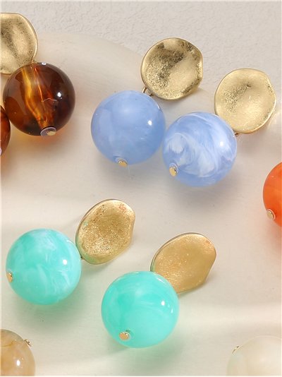 Pendientes disco dorado con bola de resina 2