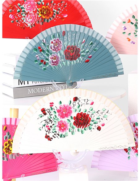 Ventaglio decorato con peonie