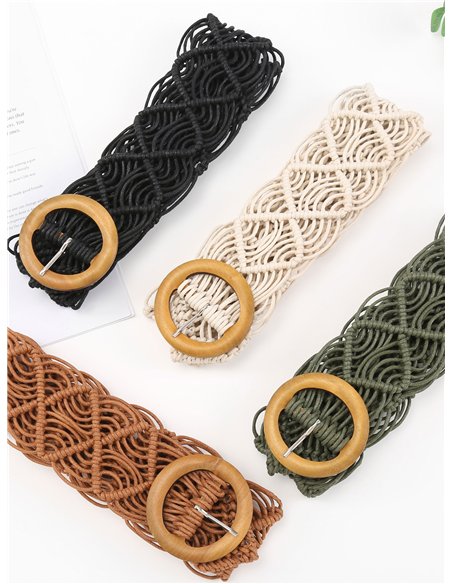 Cinturón de macramé calado