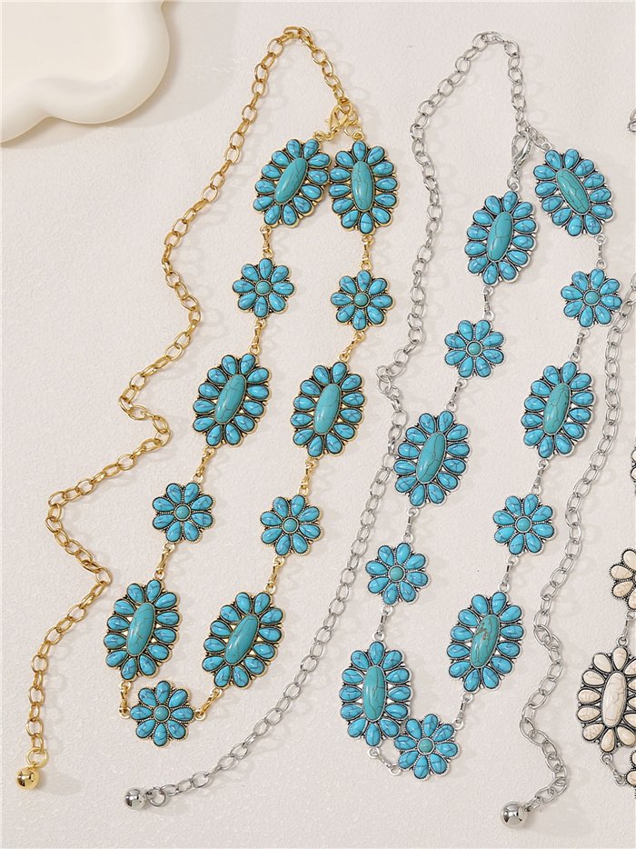 Cinturón western floral con efecto piedras