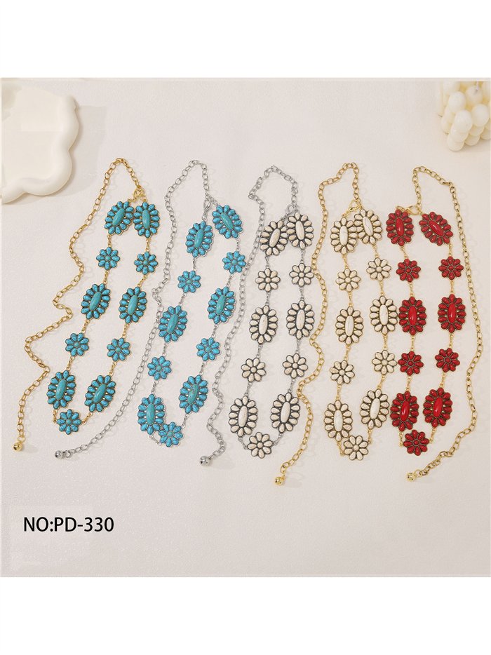 Cinturón western floral con efecto piedras