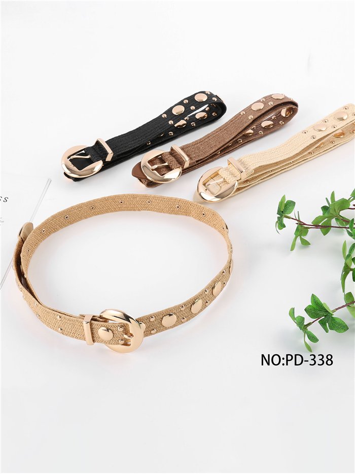 Cinturón elástico de rafia con tachas